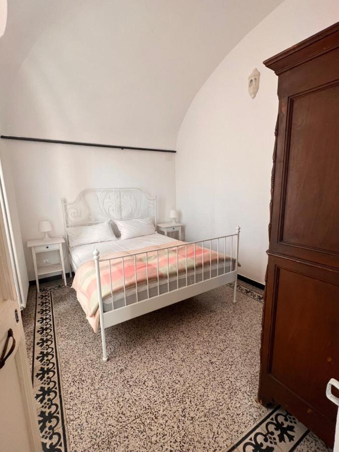 Sea View, In The Old Town Santo Stefano Al Mare Apartman Kültér fotó